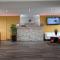 Westbridge Inn & Suites - Clinton