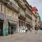 Elegant studio & private garden in historical centre