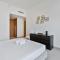3BR Elegant Haven with Gym, Pool and 2 Parking Spaces