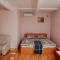 Malibu Guest House