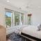 44 Intracoastal Court