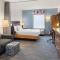 Home2 Suites by Hilton Roseville Minneapolis
