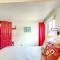 1 Mi to Grand Lake Pet-Friendly Cabin with Grill!