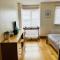 Penthouse Apartment - Town Centre, Sea Views, Secure Parking