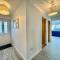Ty Bychan- Sea Views- Pet Friendly-Secure Garden-4 Bed