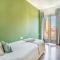 Big apartment for 15 in the heart of Eixample