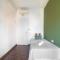Big apartment for 15 in the heart of Eixample