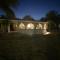 The Beach House and 2 appartments for full or separate rental, all with pool and private beach