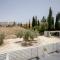 2BD Garden Apartment