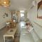 Catrina Gem Cottage