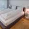 Edelweiss Mountain Suites 06-08