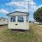 Lovely 8 Berth Caravan At Breydon Water Park, Nearby Norfolk Broads Ref 10111B