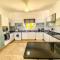 Ocean View villa, 5 Bedrooms, Private Pool, BBQ, WiFi & Satelite TV