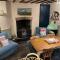 The Hillis Farmhouse - 6 Bed - Sleeps 11 - Pets