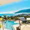 Spectacular Seaviews, Pool, Modern, Free Wifi