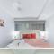 Spectacular Seaviews, Pool, Modern, Free Wifi