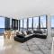 Ruby - 2 Bedroom Penthouse in Surfers Paradise!