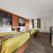 Super 8 by Wyndham New Orleans