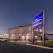 Howard Johnson by Wyndham Thunder Bay
