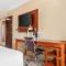 Radisson Hotel Detroit Metro Airport