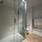 Walk to Queenstown City, 30mins to Ski, Free Parking & Wifi, Gym