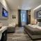 B&B Home 77