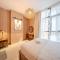 1BR Poolview Home - Sleeps 4 - 2WCs - Workstation