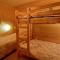 Chalet rénové pour 10 avec jacuzzi, cheminée et WiFi aux pieds des pistes - FR-1-455-155