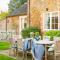 The Coach House R