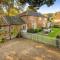 The Coach House R