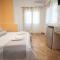 Dagos Rooms