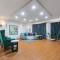 WATER VIEW 3 BEDROOM APARTMENT WITH JACUZZI PARKING WiFi NETFLIX POOL