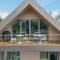 1 Bedroom Stunning Apartment In Tossens