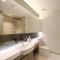 Modern Studio Near Dubai Mall Walk to Dubai Canal