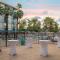 Embassy Suites Phoenix - Biltmore