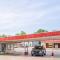 OYO Holiday Capri Motel & Rv Park