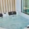 Skipper Beachfront Suites