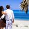 Marinella Beach Apartments - On The Beach - Private Free Parking