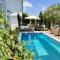 Villa Jarvis Modern and Quiet 3BR with Private Swimming Pool