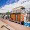 Floating house BRAVIA