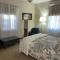 Hideaway on Hume