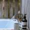 Tea Tree - Private Retreat with Outdoor Bath