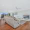 9 Dickinson Avenue-Absolute beachfront!