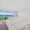 9 Dickinson Avenue-Absolute beachfront!