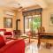 Villa Pontus - stunning views & privacy in beautiful garden with pool & hot tub