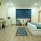 Tripli Hotels White Manor