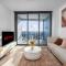 The Queens Perch - Lv 42 Luxury Riverview Apartment on the Star Casino BNE
