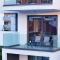 Sunset Balcony and Espresso Station Apartment