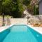 Holiday Home La Montagna - Private Heated Pool