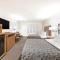 Anaheim Desert Inn & Suites